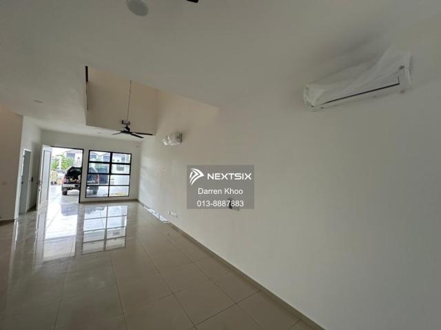 WTL Bandar Botanic Kasuarina Ground Floor For Rent RM9000 only Facing main road Ample parking space 22x75 Near to GM Mall Opposite to upcoming condo project Available now Nicole Yeo 0196388