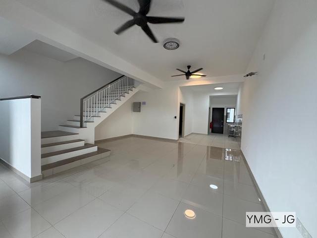 WTL Partially Furnished Casira 3 Bandar Bukit Raja Klang