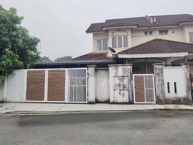 WTS CORNER LOT Double Storey House at Taman Seri Sementa Kapar