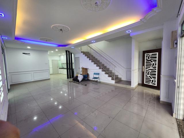 WTS End Lot Double Storey Jalan Merbuk Taman Bentara TPG