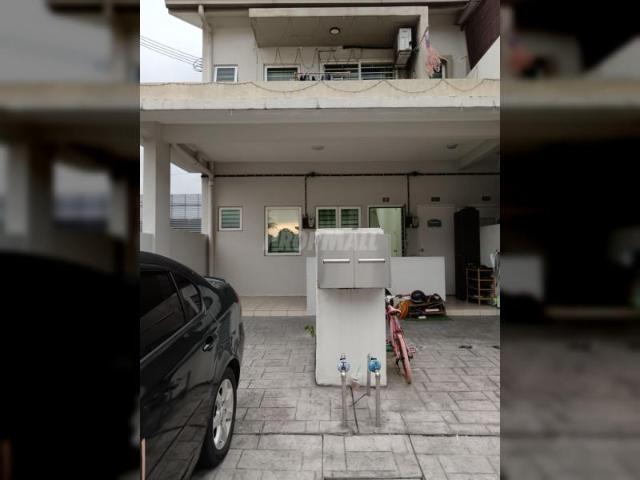 WTS /WTLEnd Lot Ground Floor Townhouse Taman Seri Segar Semenyih