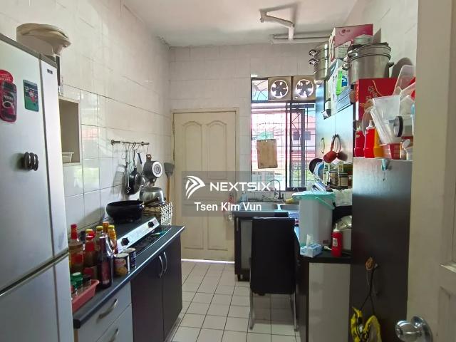 WTS Urgent Sell! Aman Perdana Klang, Double Storey Semi D Selling Price: Rm 700,000 Nett For More Info & Viewing Kindly Contact: 0168768 Vernon ren 66353