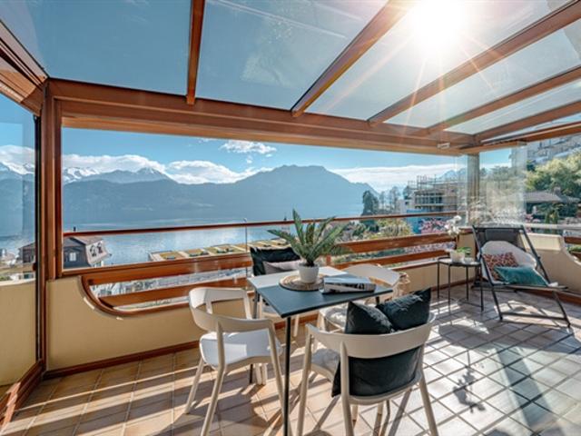 WUNDERBARE MAISONETTEWOHNUNG MIT TRAUMAUSSICHT