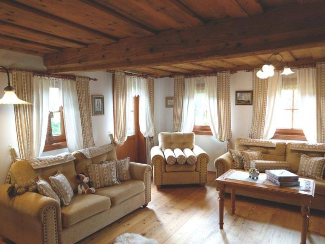 Wunderschön komplett renoviertes Jahrhundert Bauernhaus im Zentrum von Bad Kleinkirchheim