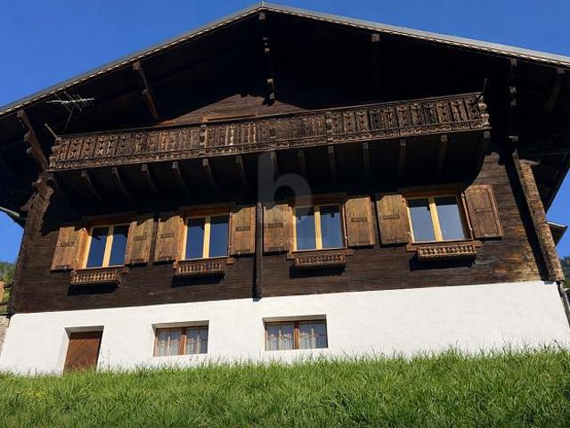 WUNDERSCHÖN, RENOVIERT MIT BLICK AUF DIE DENTS DU MIDI