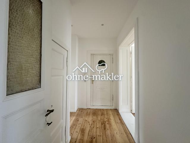 Wunderschöne 3,5 Zimmer Altbauwohnung provisionsfrei in Bestlage in Schmargendorf