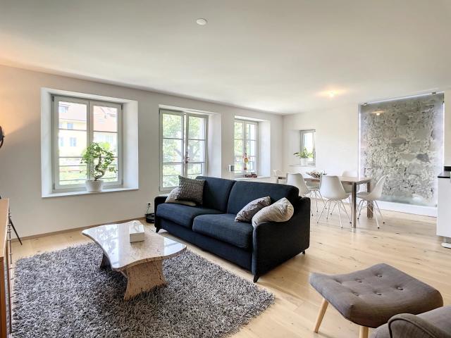 Wunderschöne 3.5 Zimmer Duplexwohnung im Herzen von Estavayer le Lac