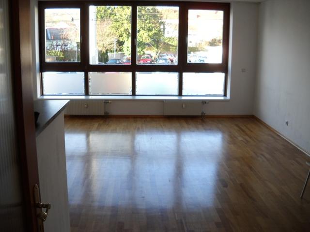 Wunderschöne 3 Zimmerwohnung, inkl. Garage und Heizung, Warmwasser
