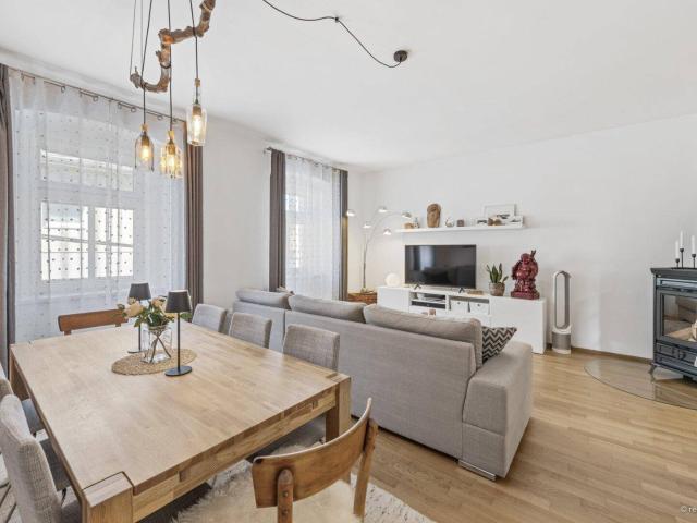HERRLICHE 3 ZIMMER WOHNUNG MIT BALKON IM HERZEN VON BAD VÖSLAU