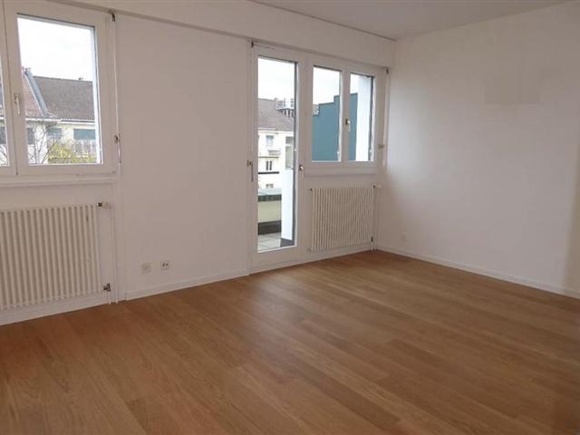 Wunderschöne 2,5 Zimmer Penthouse Wohnung