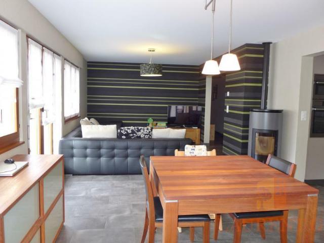 Wunderschöne 4.5 Zimmerwohnung mit 2 Balkonen, komplett renoviert