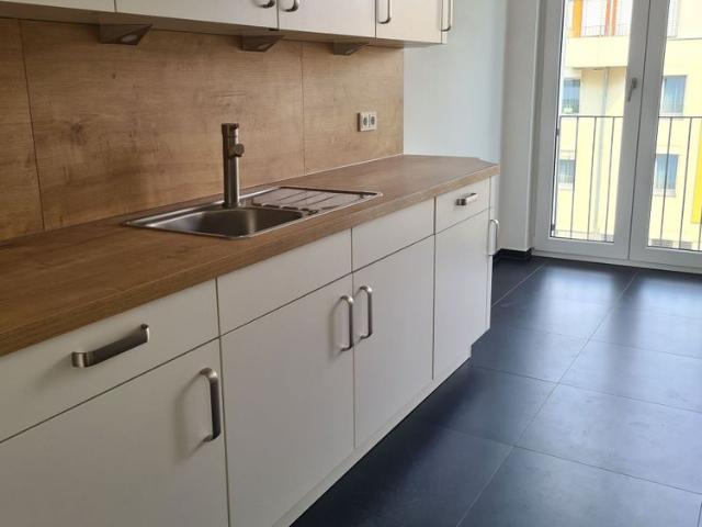 Wunderschöne 4 Zimmerwohnung mit großem Balkon im Süden von Berlin