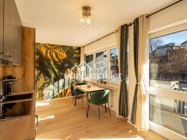 Wunderschöne City Wohnung im Zentrum von Dachau mit Blick auf den Schlosspark! Vollständig möbliert