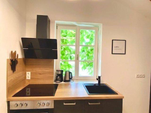 TOP Anlage! Wunderschöne Garonniere in kernsaniertem Stadthaus in Best Lage