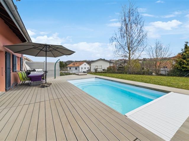 Wunderschöne Einzelvilla mit Pool
