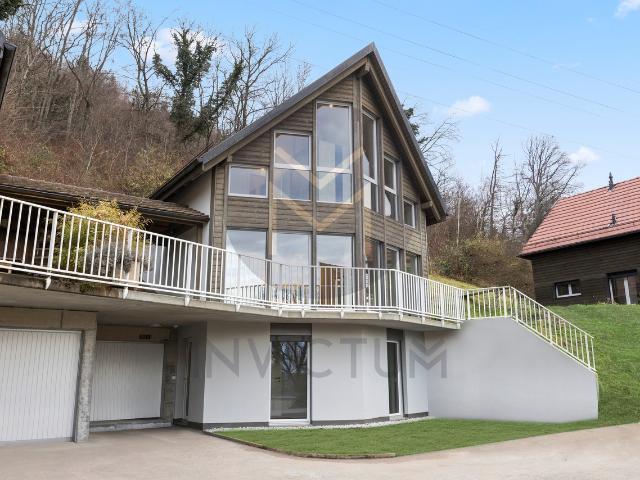 Wunderschöne freistehende Villa mit 5,5 Zimmern und Seeblick