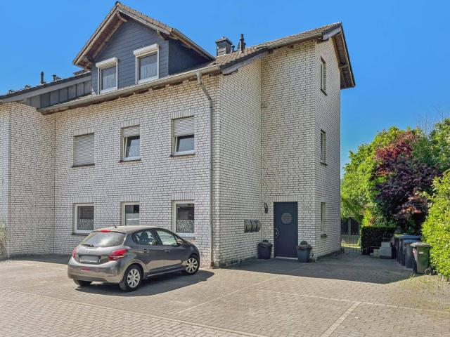Wunderschöne, offene Dachgeschosswohnung mit Balkon und herrlichen Weitblick in Rheine Wadelheim