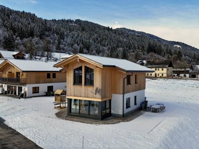 Wunderschöne Liegenschaft in absoluter Ruhe und Sonnenlage