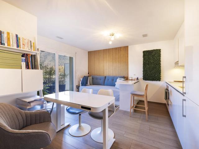 Wunderschöne moderne 2.5 Zimmerwohnung im Dachgeschoss