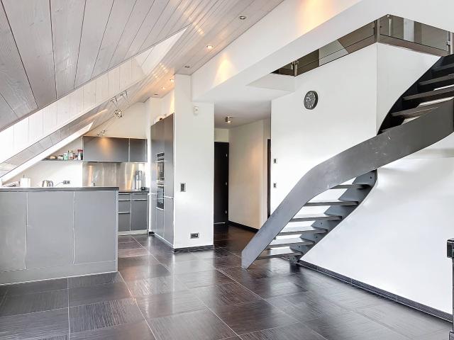Wunderschöne Wohnung im Herzen von Founex