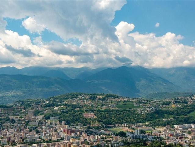 Wunderschöne Wohnung mit Terrasse und Seeblick in Lugano Aldesago