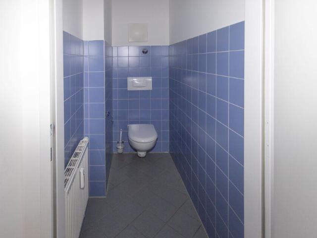 Wunderschöne, teilsanierte Dachgeschoßwohnung