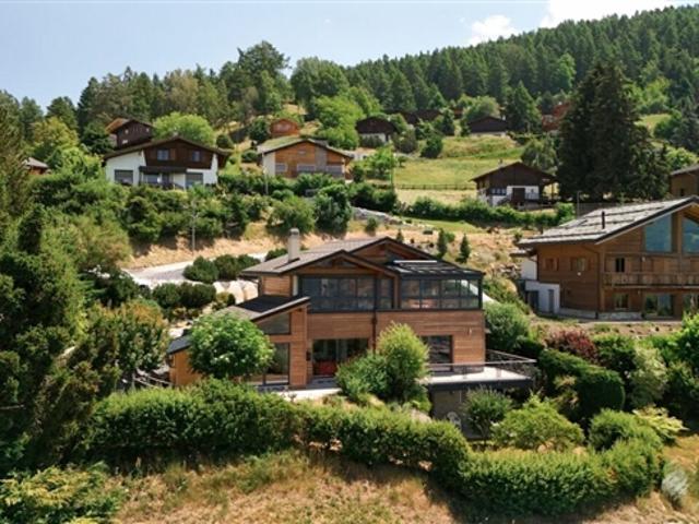 Wunderschönes Chalet in Nax mit atemberaubender Panoramablick
