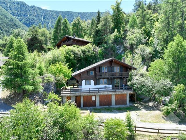 Wunderschönes Chalet mit Charakter in den Mayens von Saxon