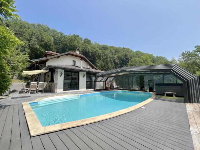 Wunderschönes Charakterhaus mit Swimmingpool