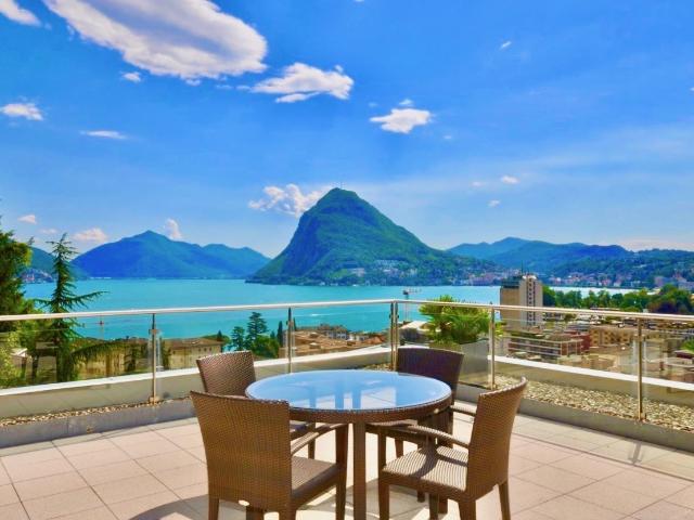 Wunderschönes Luxus Penthouse mit Dachterrasse und Blick auf den Luganersee