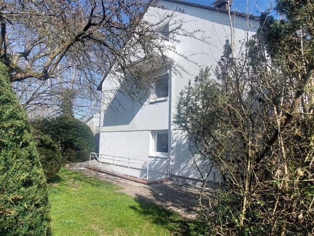 Wunderschönes und gemütliches Reihenendhaus mit Terrasse, Balkonen, ausgebautem Dachboden und Garage