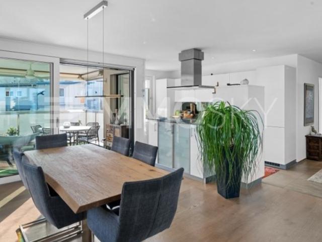 Wunderschönes Wohnen mit Seesicht beim Schloss Wartegg