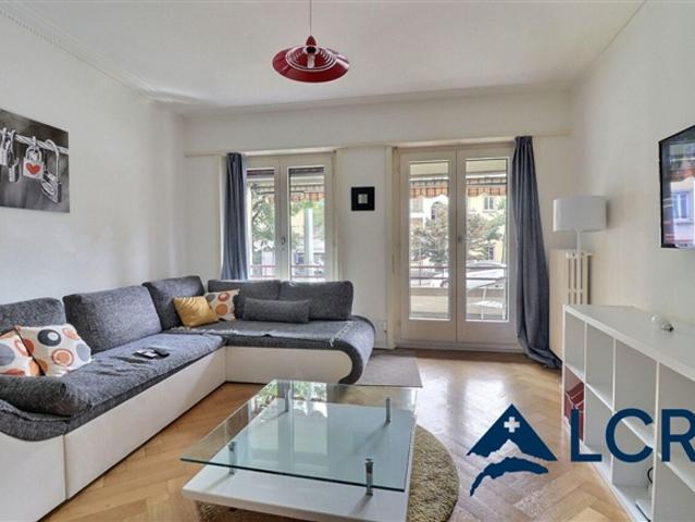 Wunderschönes 3.5P möbliert im Zentrum von Lausanne / 2 Schlafzimmer / 1 Badezimmer / 1 Balkon