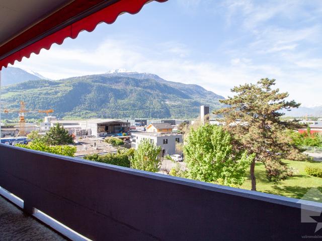 Wunderschönes 4,5 Zimmer Apartment in Conthey