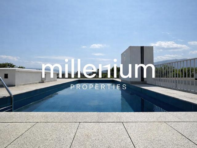 Wunderschöne 5.5 Zimmer Wohnung mit Pool – Malagnou