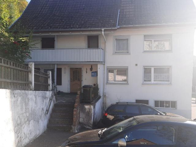 Wutöschingen /Degernau Zweifamilienhaus mit Ausbaupotenzial!