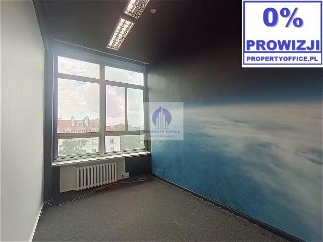 Wynajmę biuro 20,89 m² z dużymi oknami na Mokotowie