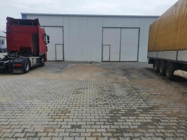 Wynajmę budynek 300 m2 na magazyn, usługi, itp. Kielce