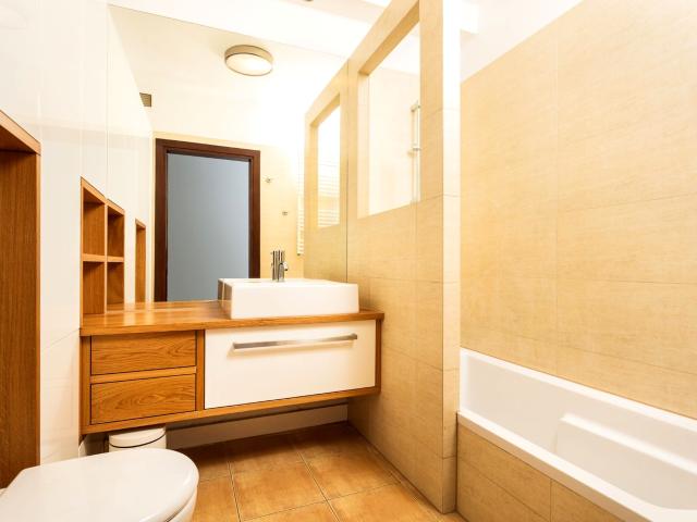 Wynajmę dom wolnostojący 200 m² z balkonem ul. Zacisze, Zabierzów