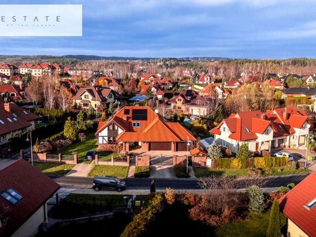 Wynajmę dom wolnostojący 240 m² z garażem Straszyn