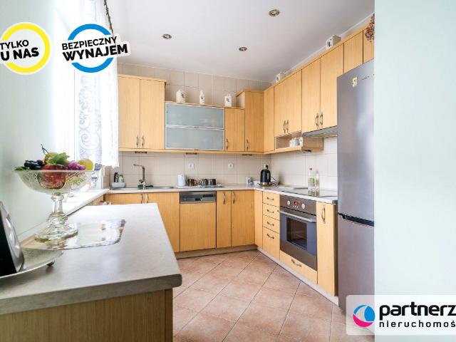 Wynajmę dom wolnostojący 260 m² podpiwniczony ul. Zuchów, Władysławowo, Cetniewo