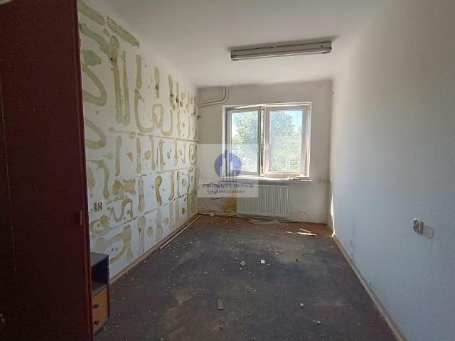 Wynajmę funkcjonalny lokal biurowy 13,50 m² w Warszawie