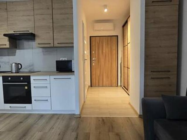 Wynajmę kawalerkę w apartamentowcu Targowa