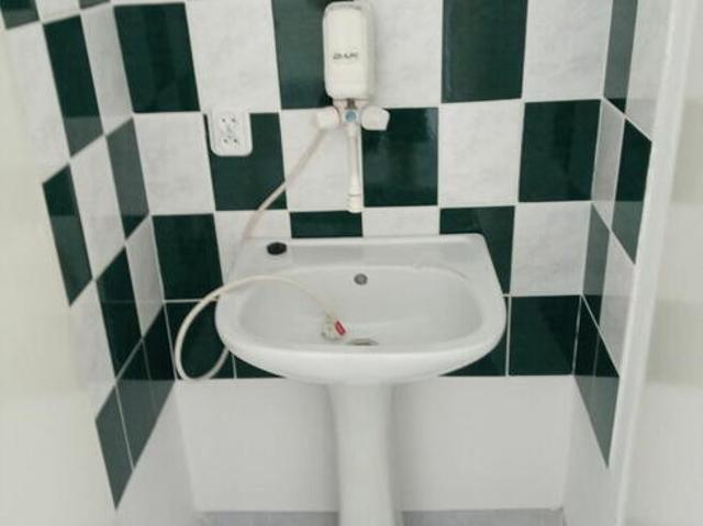 Wynajmę lokal 40 m2 ul. Mielczarskiego, parter, parking