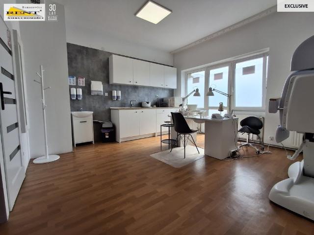 Wynajmę lokal użytkowy 30 m² z dużym balkonem w Szczecinie