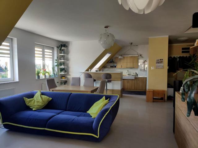 Wynajmę mieszkanie w apartamentowcu m4 z kuchnią z oknem 140 m² Elbląg, Kamionka