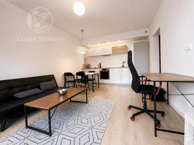 Wynajmę mieszkanie w apartamentowcu m2 z aneksem kuchennym 40 m² Wrocław
