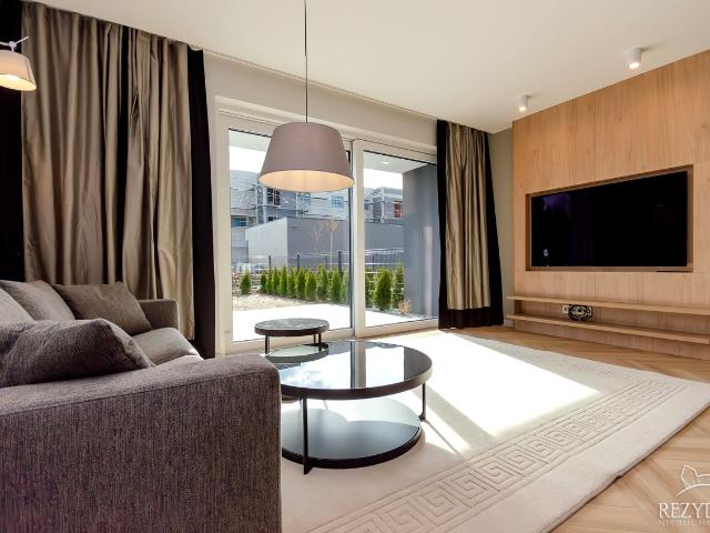 Wynajmę mieszkanie w apartamentowcu m3 z kuchnią w zabudowie 80 m² Katowice, Piotrowice
