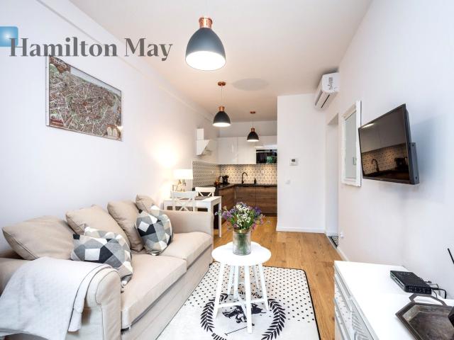 Wynajmę mieszkanie w apartamentowcu kawalerka z aneksem kuchennym 30 m² Plac Juliusza Kossaka, Kraków