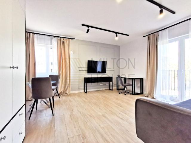 Wynajmę mieszkanie w apartamentowcu kawalerka z aneksem kuchennym 33 m² Warszawa, Praga Północ